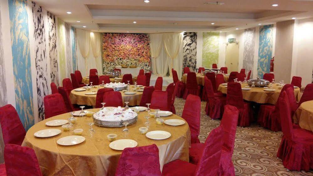 De Viana Hotel & Apartments Kota Bharu Bagian luar foto