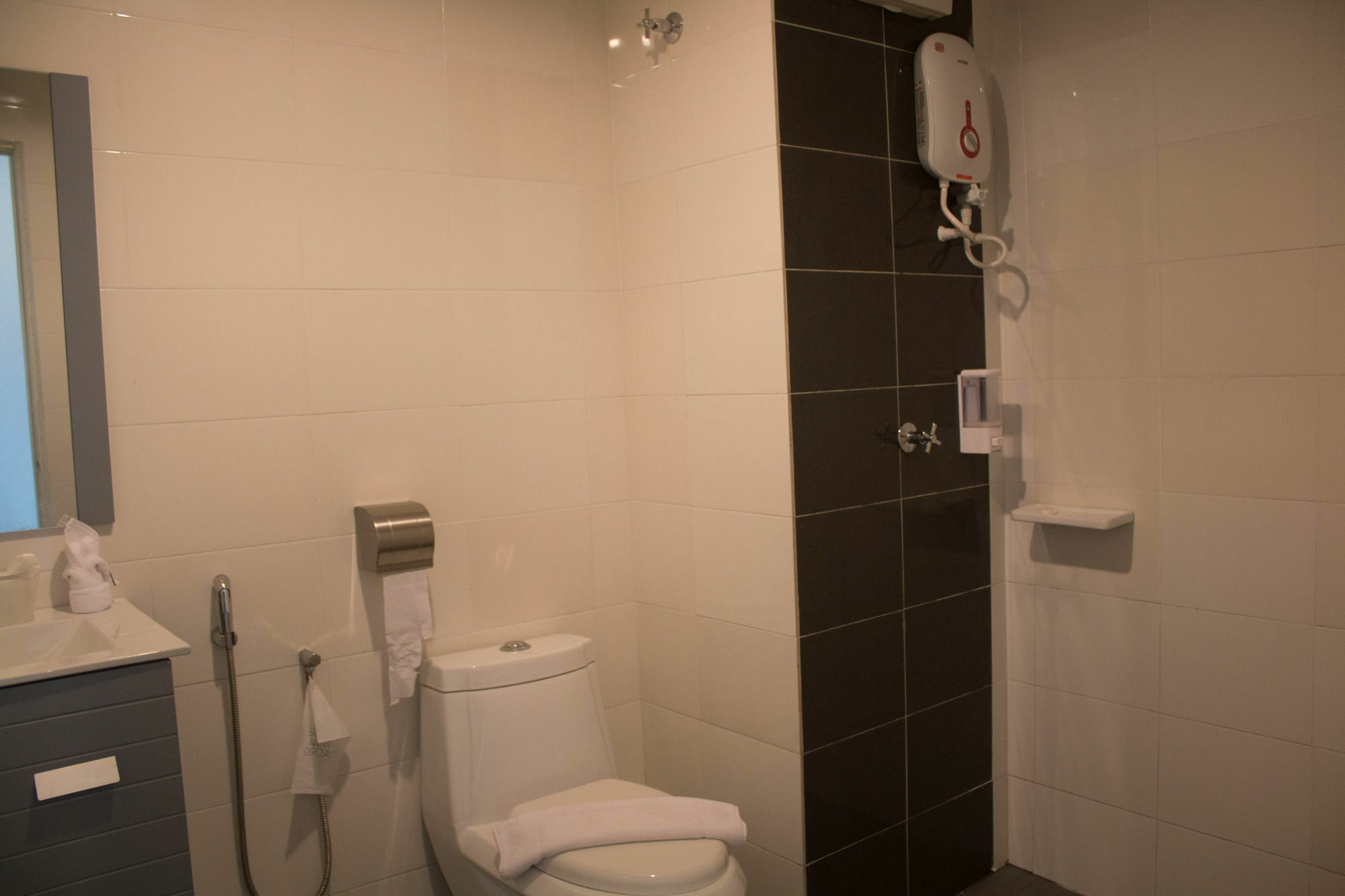 De Viana Hotel & Apartments Kota Bharu Bagian luar foto
